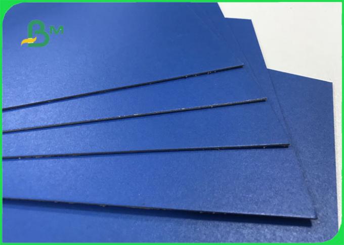 1.3mm 1.5mm 720 * 1020mmの青によってラッカーを塗られる固体ボール紙のファイル ホルダー