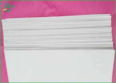 極度の純白のノートPritingのための光沢のある塗被紙シートのパッキング