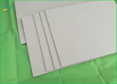 湿気の防止の灰色の破片板は、1900gsm灰色板製本のペーパーのために広がります