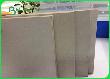 広告板のためのリサイクルされたパルプによって薄板にされる灰色板3.0mm灰色のボール紙