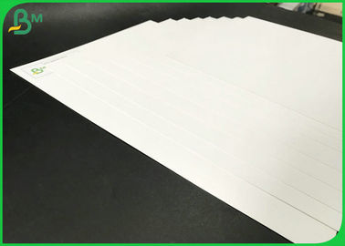 大きい滑らかさ200gsm 250gsm 300gsm 350gsmの倍は上塗を施してある白いアート ペーパー印刷のための味方します