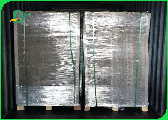 250gsm - 400gsmパッキングのためのよい靭性FSC自然なブラウン クラフトはさみ金のペーパー