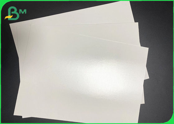 グリースを弾くPEは熱い飲み物のコップのためのCupstock薄板にされたペーパー ロールに塗った