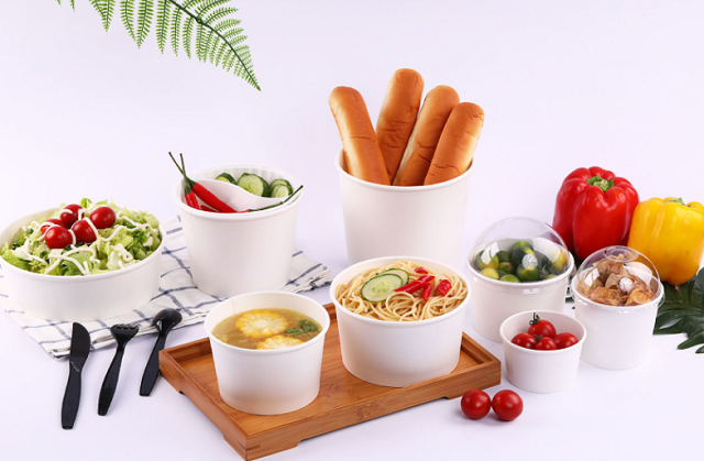 1側面の防水は240gsm + 15gr PEの高い純白のPEペーパ ボールのための塗被紙を