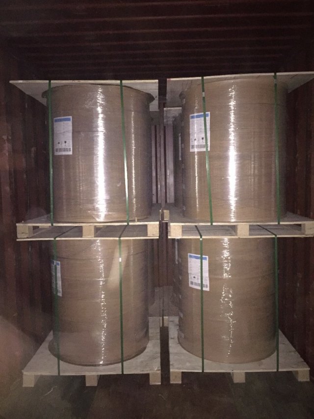 PEは食糧テークアウト箱のための高い剛さのブラウンKradtのペーパー300gsmに塗った PEは食糧テークアウト箱のための高い剛さのブラウンKradtのペーパー300gsmに塗った