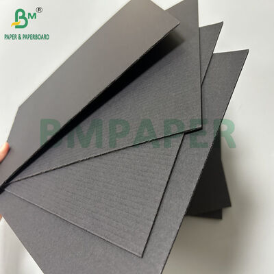 パッケージ用1.5mm 1.7mm黒色Fフルート段ボール 1000 x 1420mm