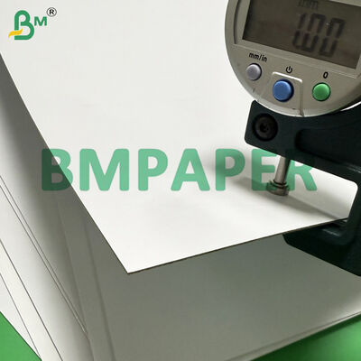 1.0mm カートンボード デュプレックス ブランコ グロサー 700mm 750mm x1000mm 白いコーティング グレーバック