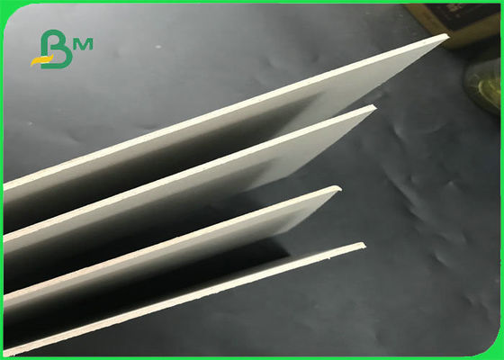 包装箱のためのFSCを持つ2.2mm 2.25mmの700*1000mm灰色の板紙表紙