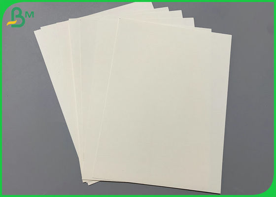 700mmの幅300gsmの高い剛さの紙コップを作るための光沢が無いコップのペーパー