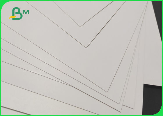 極度のバルク白い食品容器のボール紙は1側面215gsmに塗った